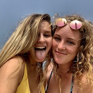 Meet your Posher, Kara